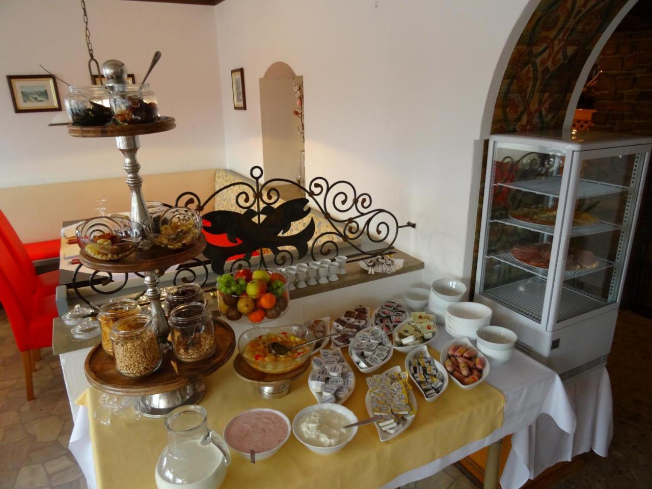 Hotel Gasthof Forelle ซีกส์ดอร์ฟ ภายนอก รูปภาพ