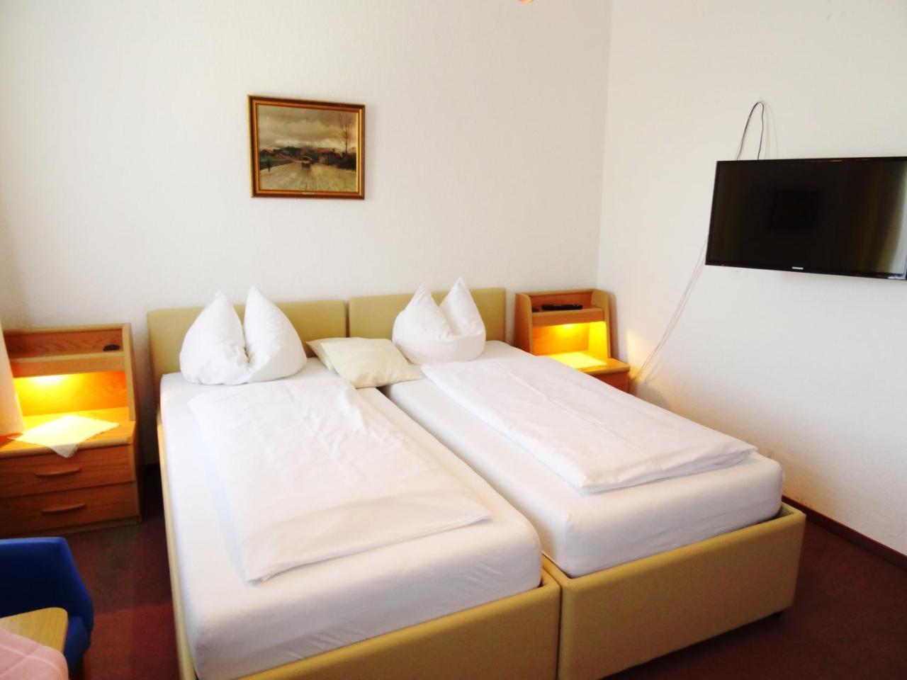 Hotel Gasthof Forelle ซีกส์ดอร์ฟ ภายนอก รูปภาพ
